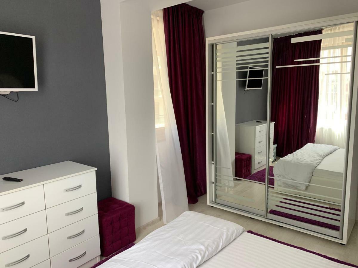 London Apartamento Năvodari Exterior foto